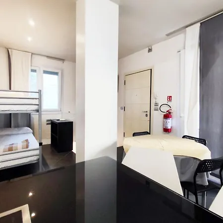 Mamma Casa Superior Vaniglia 里米尼